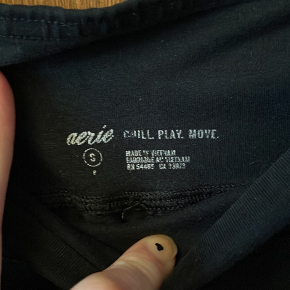 Aerie chill play move black leggings - Picture 3 of 6